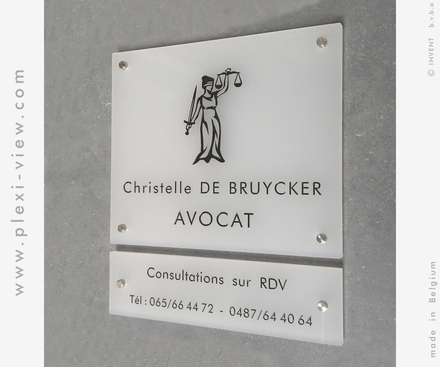 plaque professionnelle plexiglas